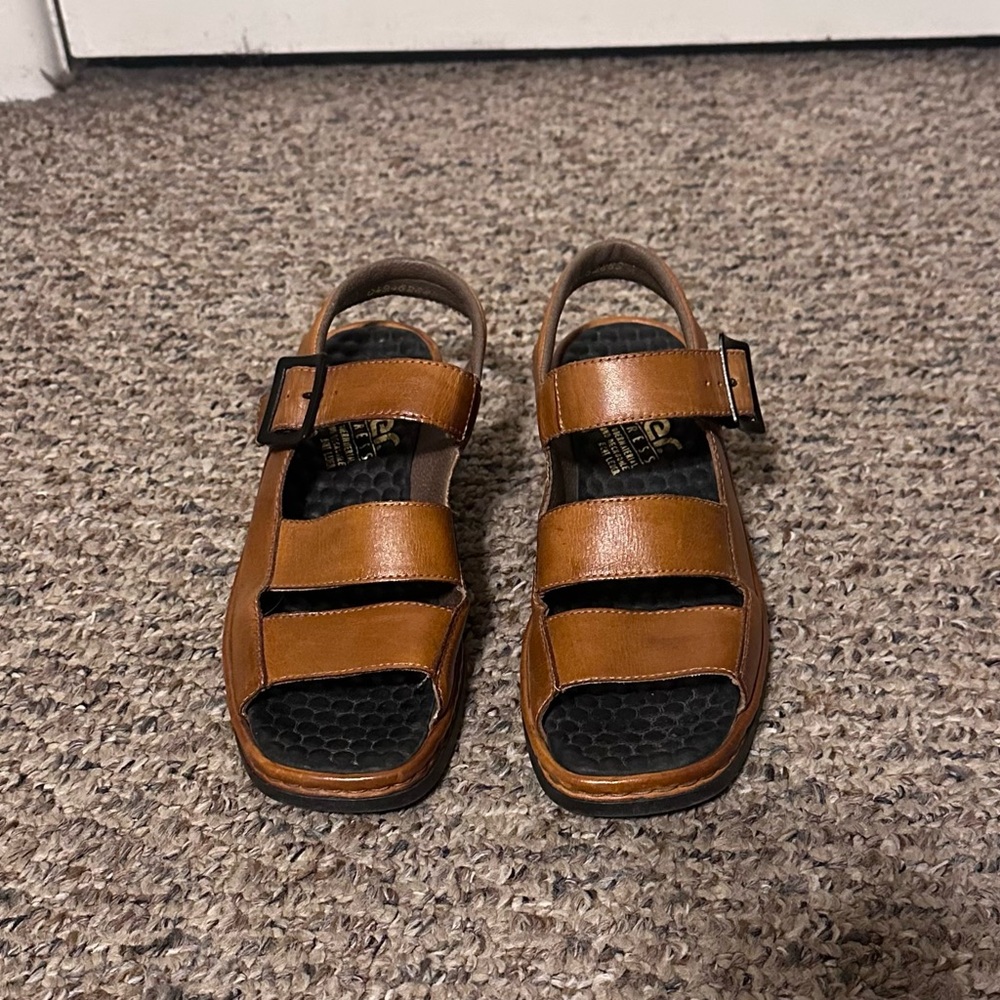 Rieker anti stress sandal